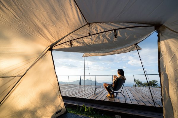 Pourquoi faire du camping en bord de mer est une aventure inoubliable ?